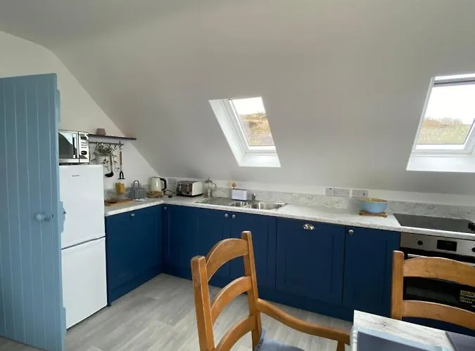 Blue Pearl * Downings